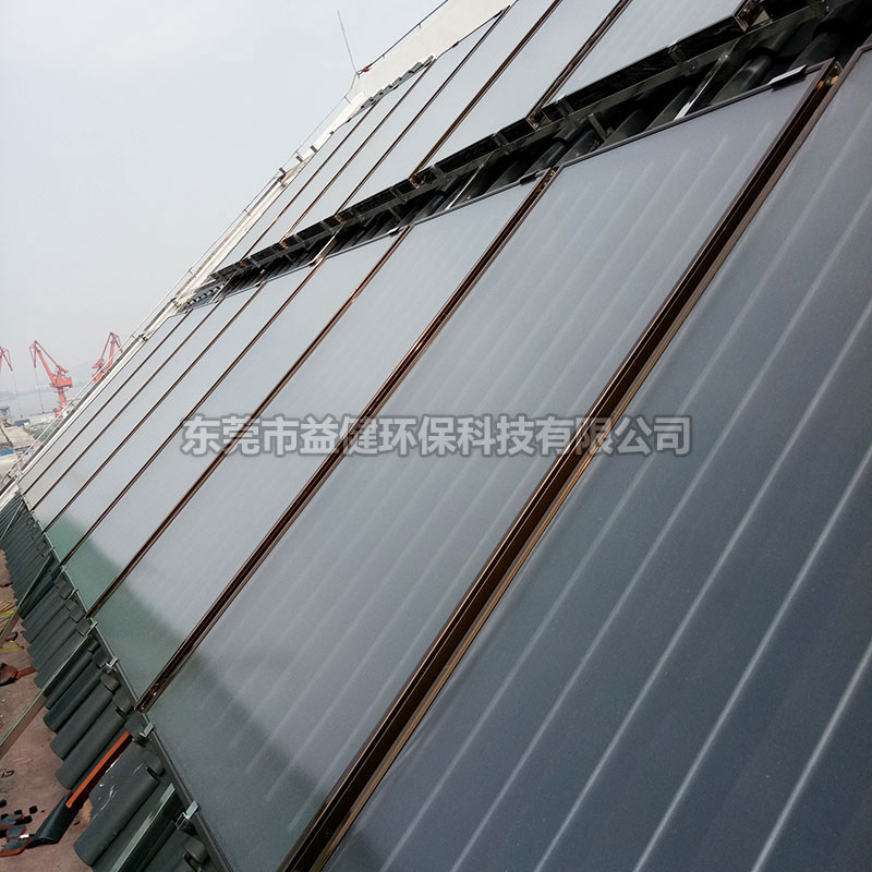 太陽能熱水器